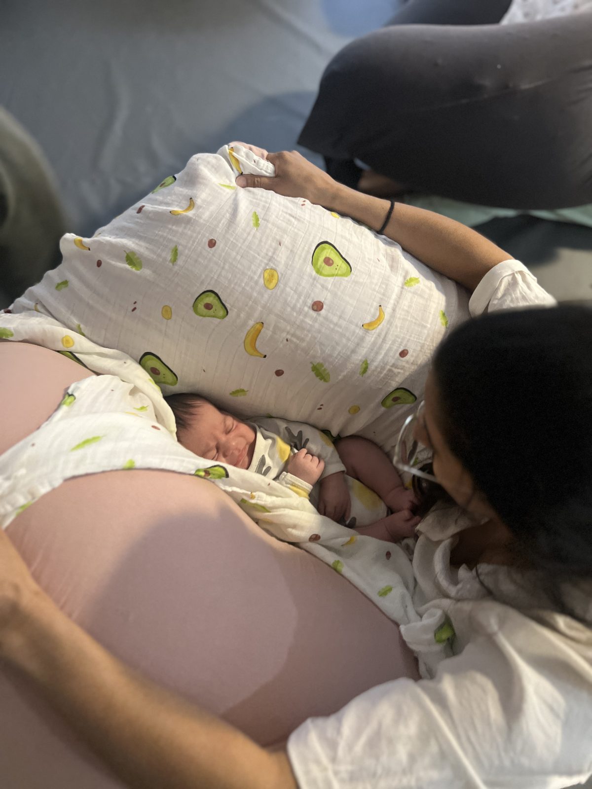 ערסול תינוק: הדרך לחיבור, ביטחון והתפתחות מאוזנת