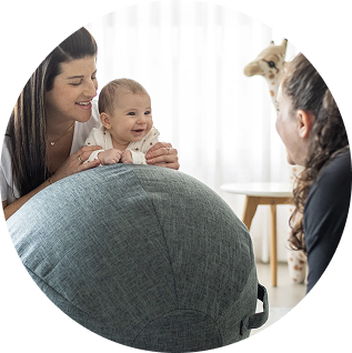 אין דבר כזה תינוק עצלן או תינוק מפונק. לתינוקות אין יכולות קוגניטיביות
מפותחות מספיק על מנת להפעיל מניפולציה על ההורים שלו.